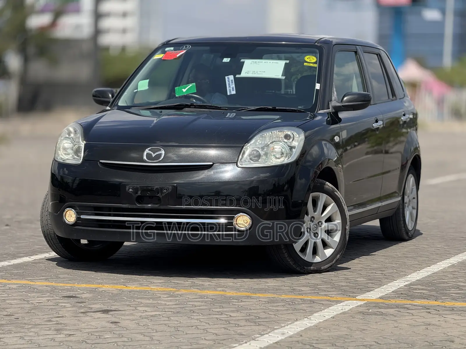 Mazda Verisa 2011 Black