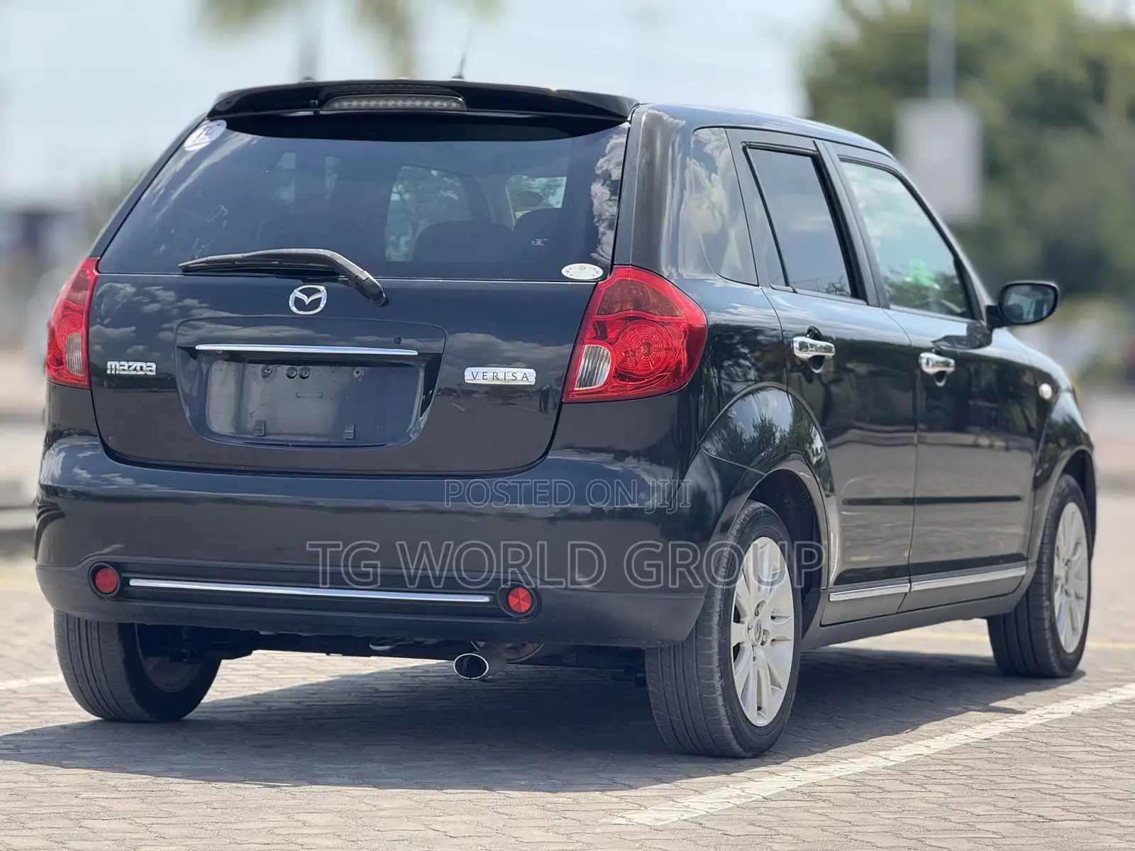 Mazda Verisa 2011 Black