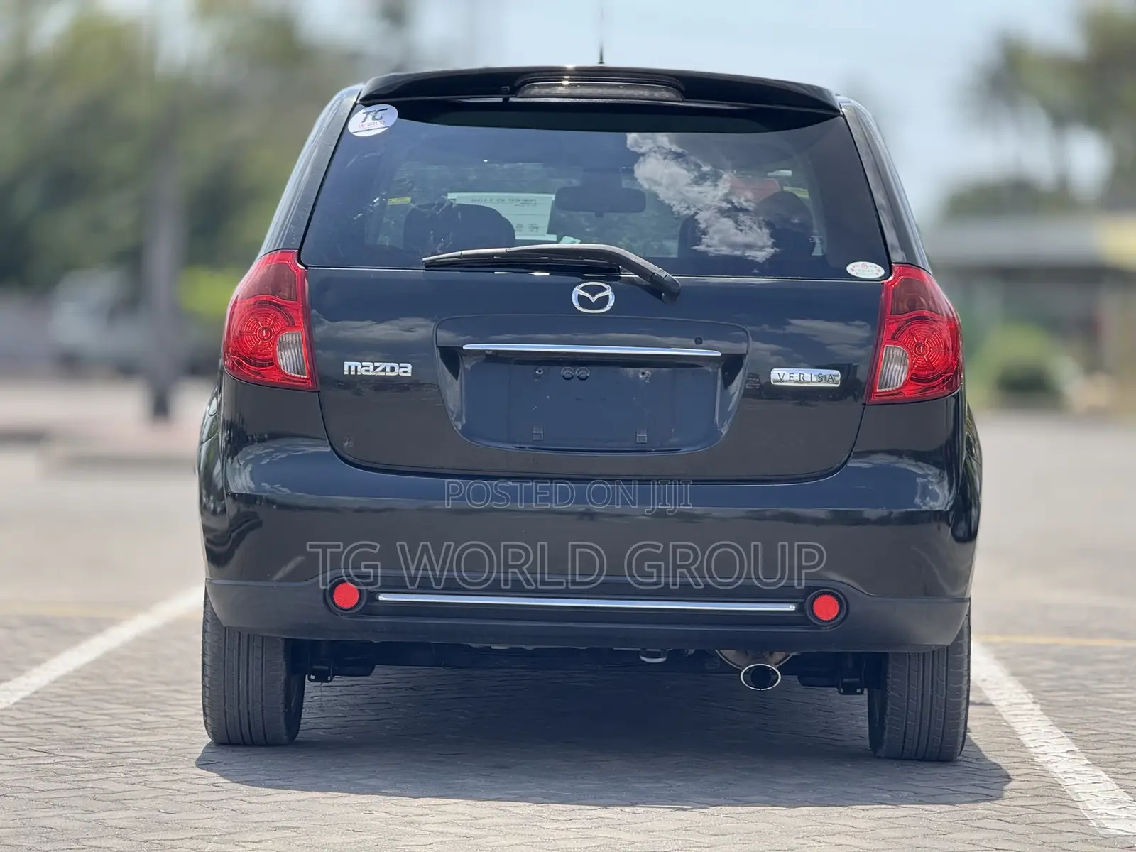 Mazda Verisa 2011 Black