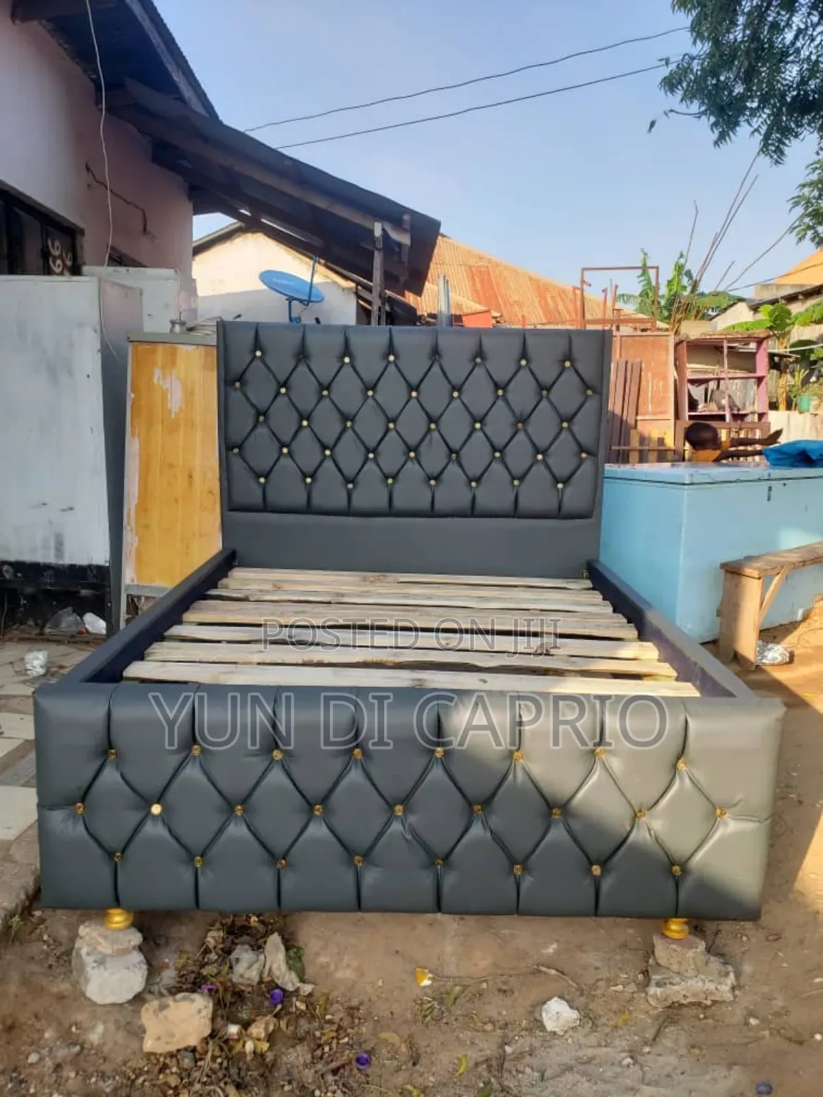 Bedsofa Classic Mpya