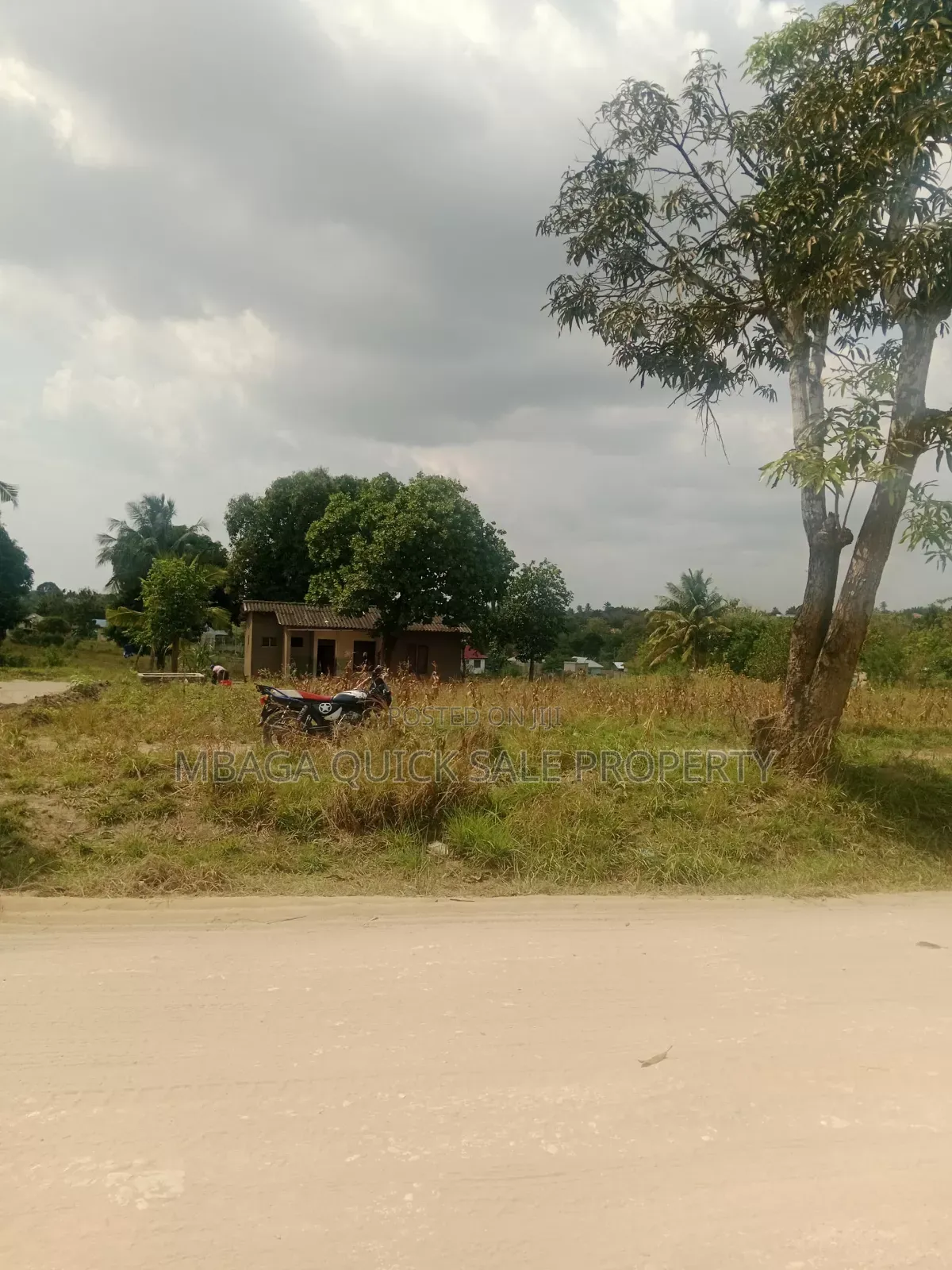Plot for Sale at Madale Msigani