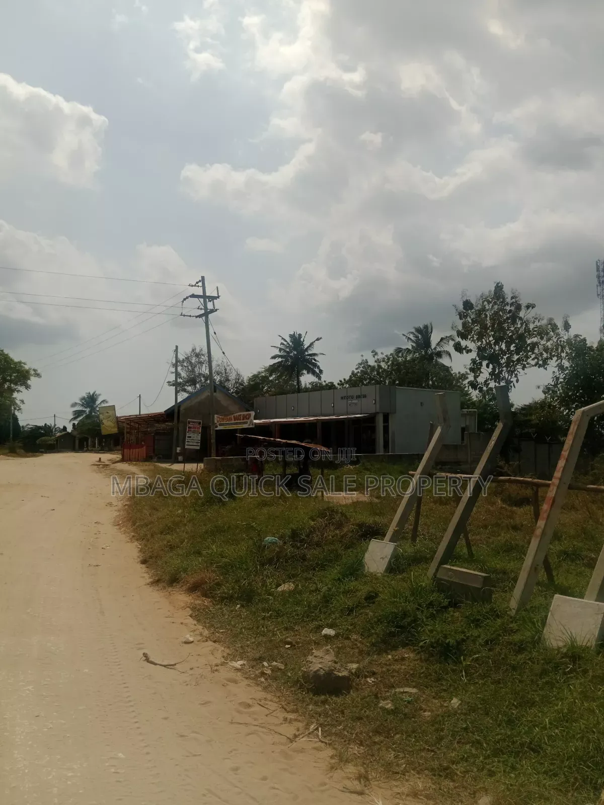 Plot for Sale at Madale Msigani