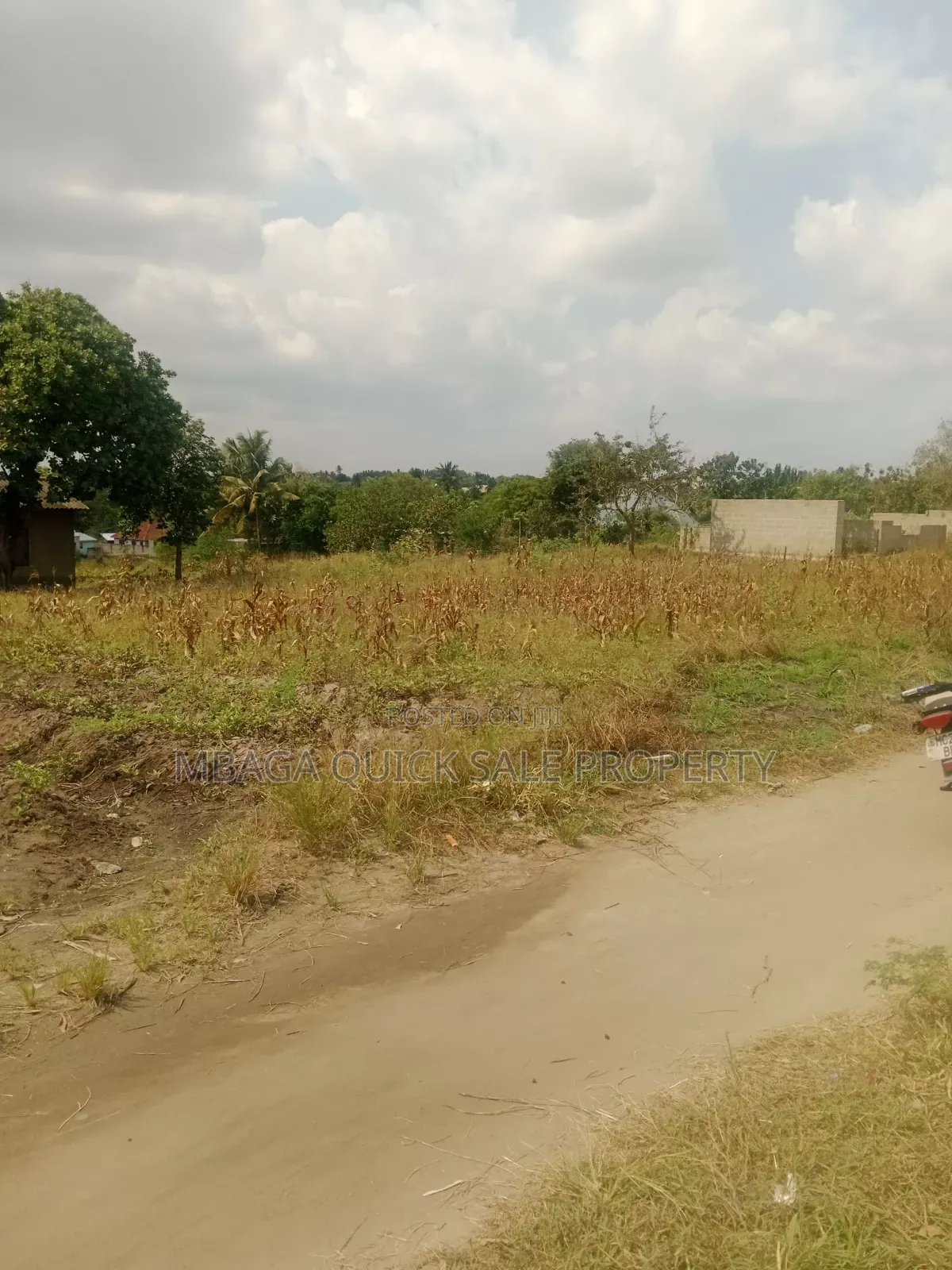 Plot for Sale at Madale Msigani