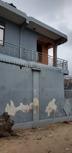 18bdrm House in Mabibo for sale