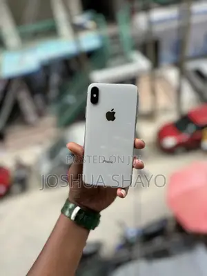 Apple iPhone X 64 GB White