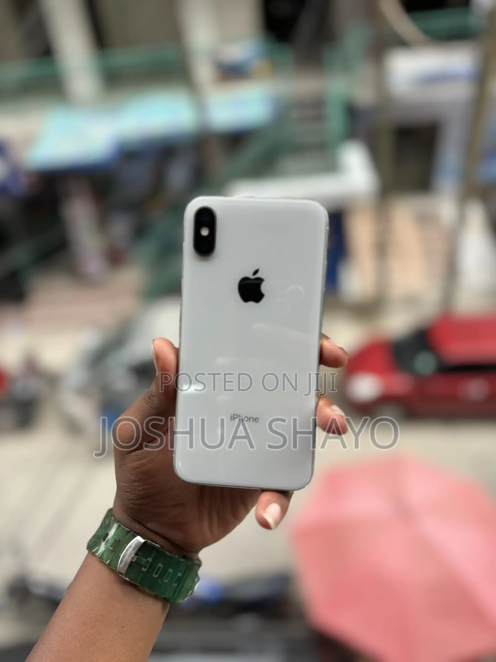Apple iPhone X 64 GB White