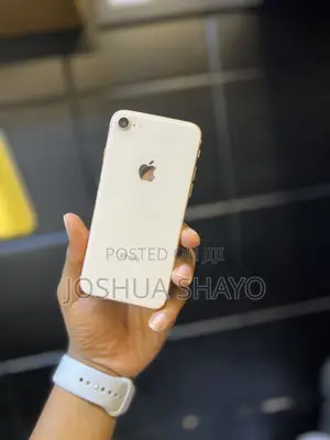 Apple iPhone 8 64 GB Rose Gold