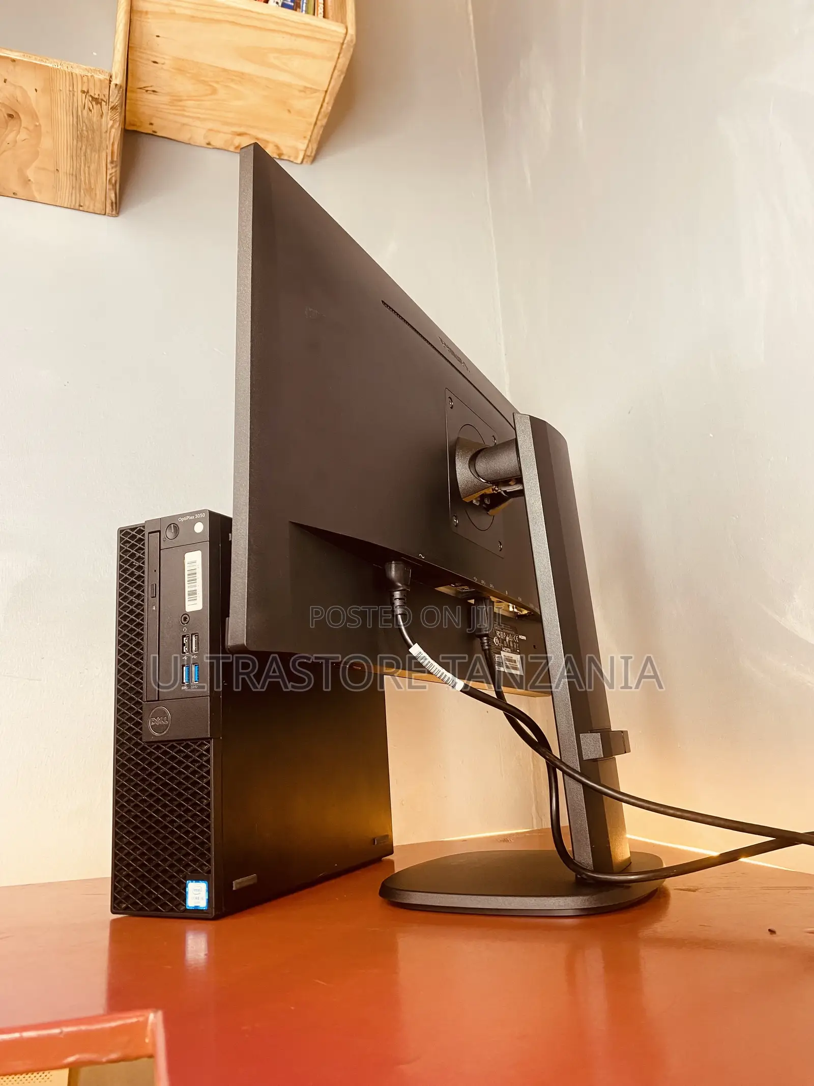 New Dell OptiPlex 3050 8GB Intel Core I5 HDD+SSD 512GB