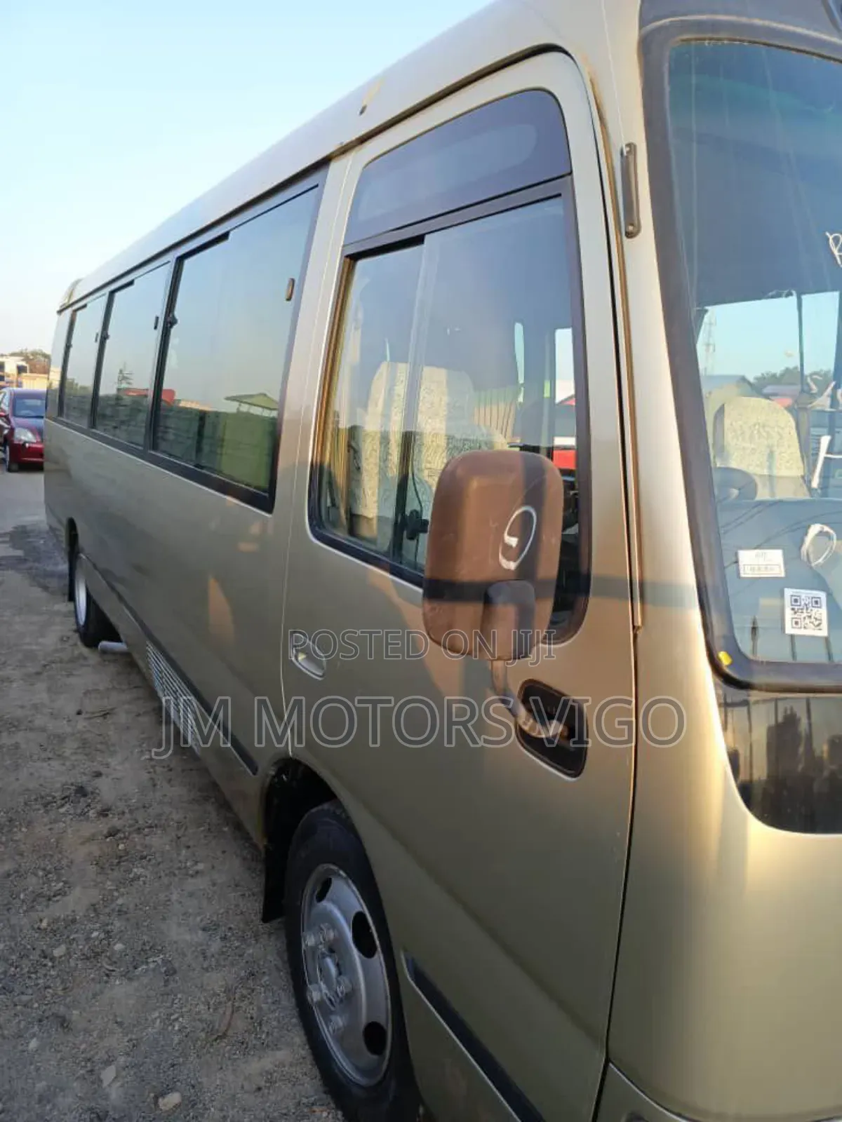 Toyota Coaster 2002 Beige
