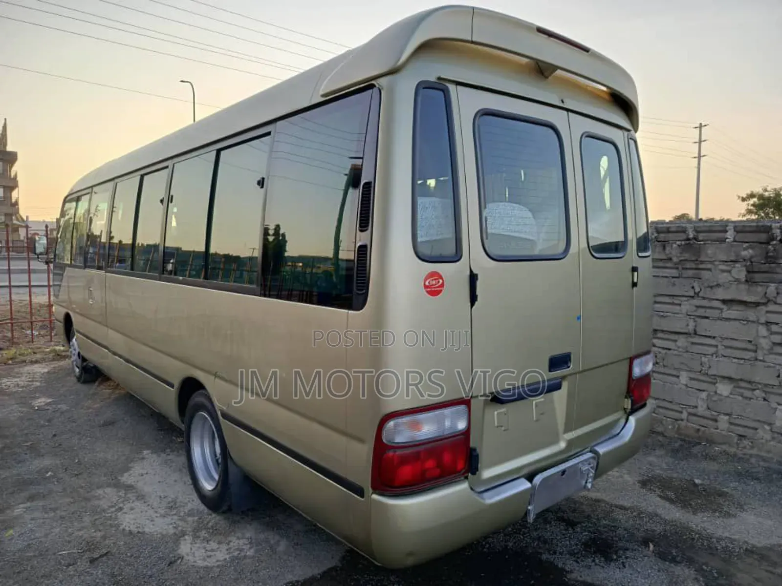 Toyota Coaster 2002 Beige