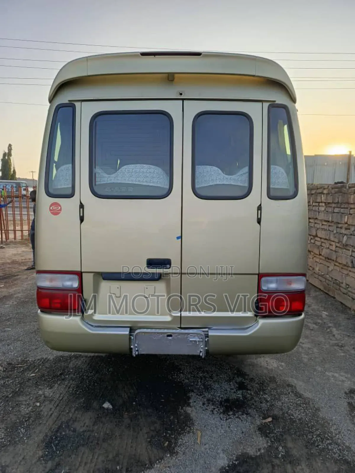 Toyota Coaster 2002 Beige