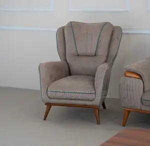 Zu-Sofa Design