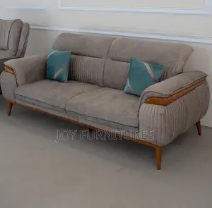Zu-Sofa Design
