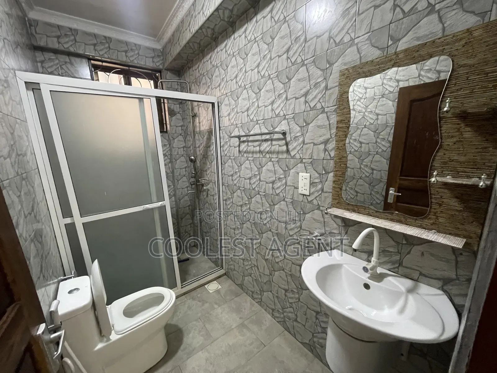 Furnished 2bdrm Apartment in Msasani, Kinondoni for rent