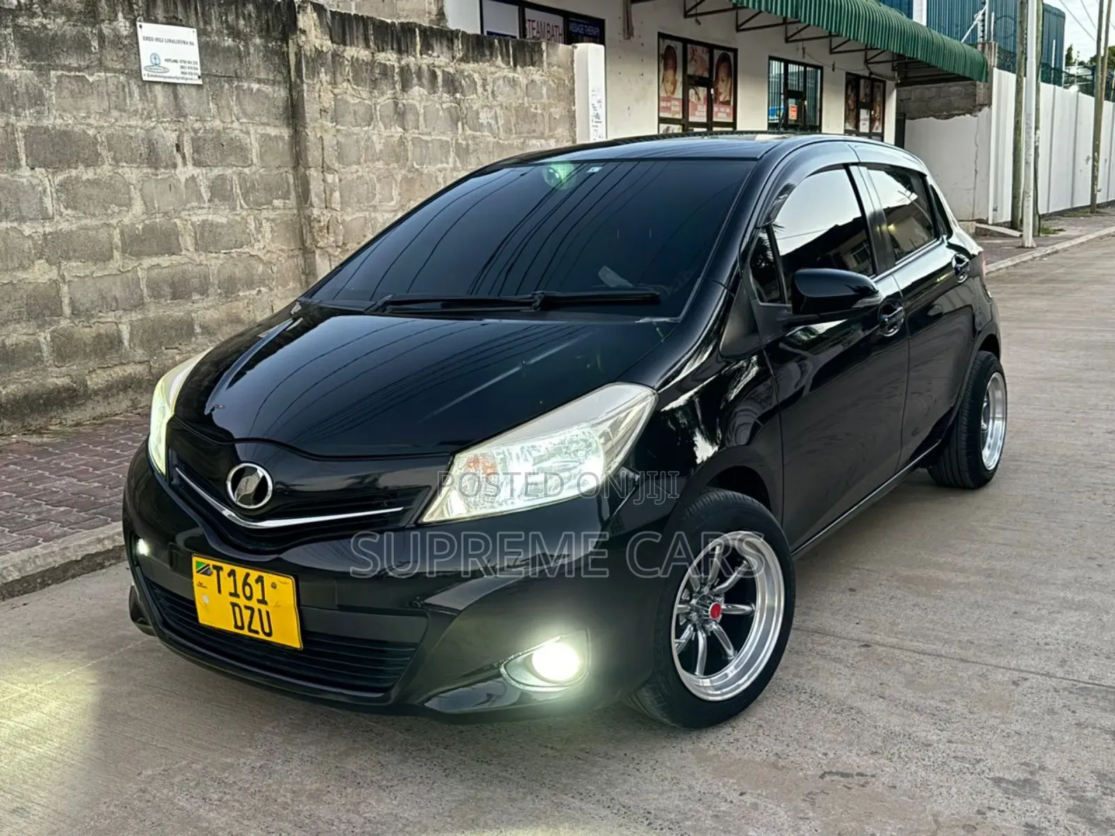 Toyota Vitz 2012 Black