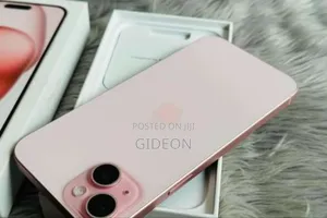 New Apple iPhone 15 128 GB Pink