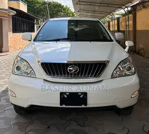 Photo - Toyota Harrier 2007 White