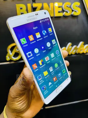 Photo - Samsung Galaxy Note 4 Duos 16 GB White
