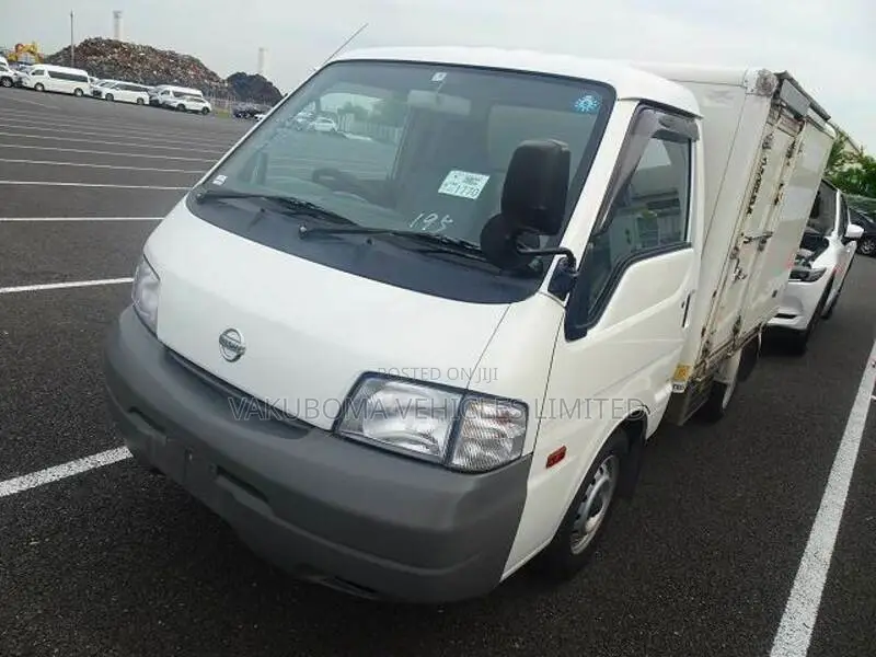 Nissan Vannet Truck