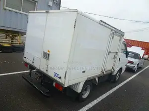 Nissan Vannet Truck