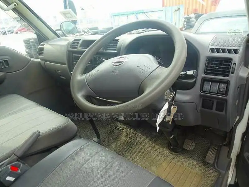 Nissan Vannet Truck