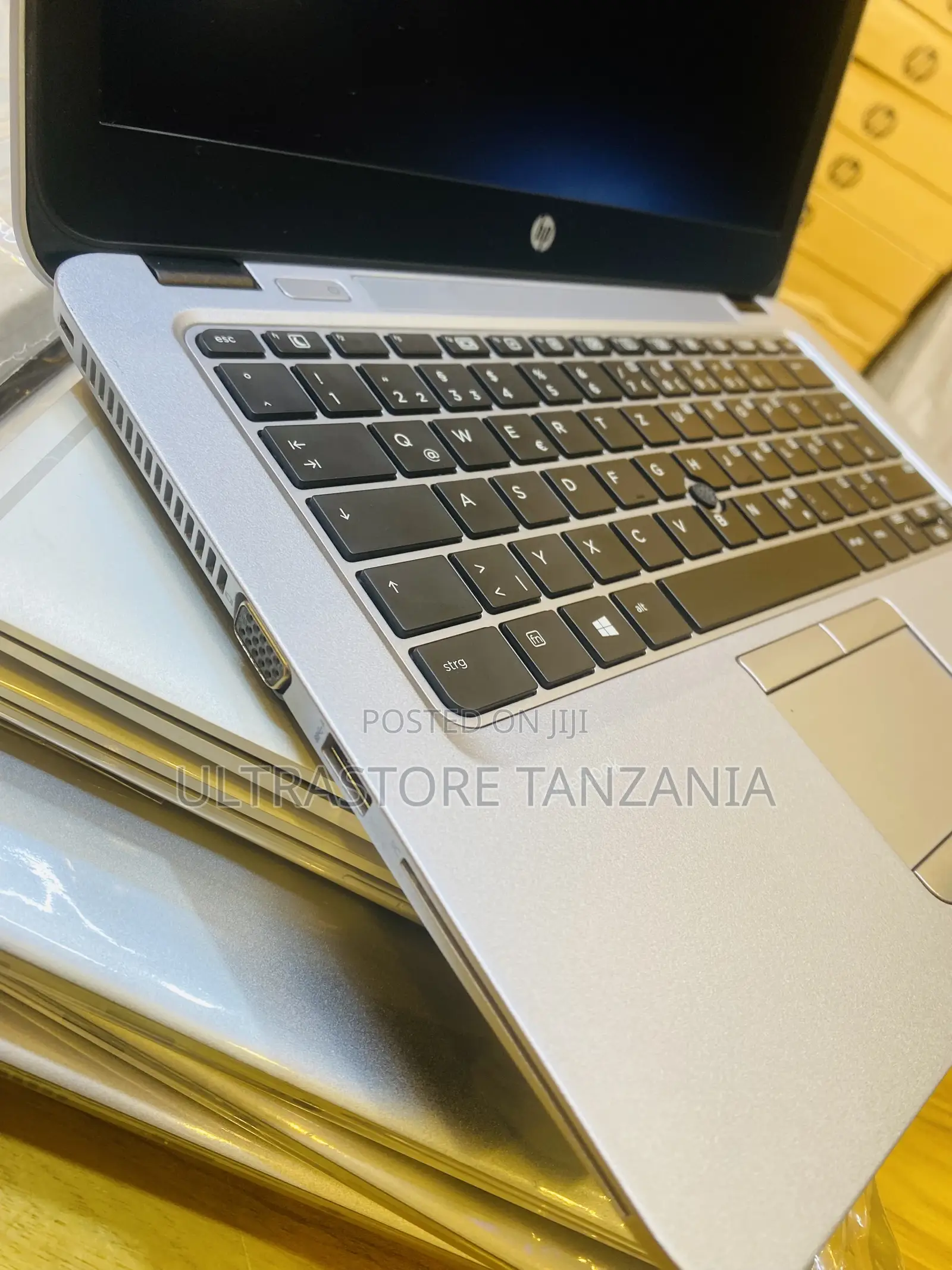 New Laptop HP EliteBook 820 G3 8GB Intel Core I5 SSD 500GB