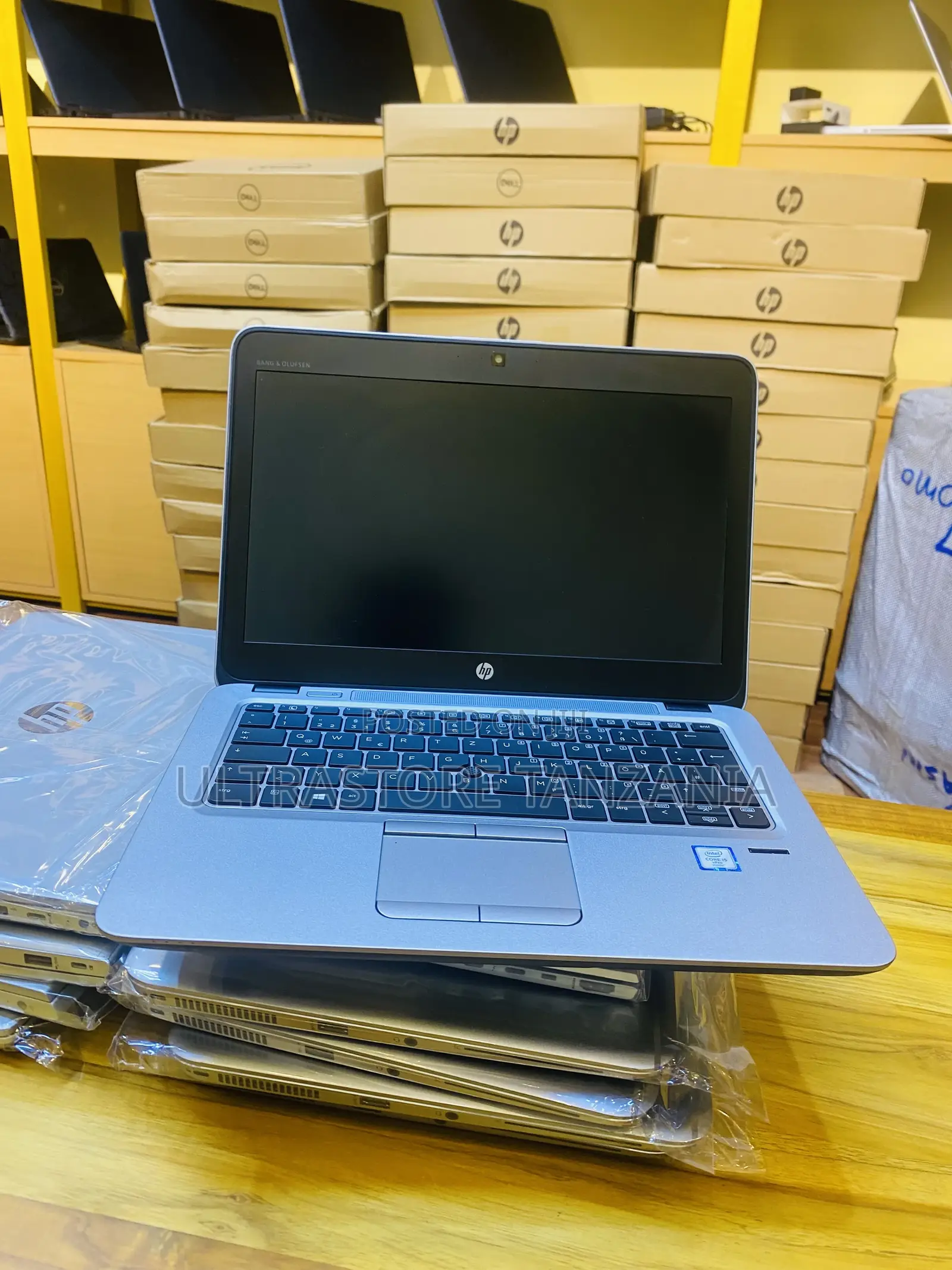 New Laptop HP EliteBook 820 G3 8GB Intel Core I5 SSD 500GB