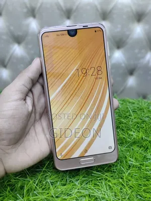 Sharp Aquos R2 64 GB Silver