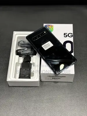 New Samsung Galaxy S10 5G 256 GB Black