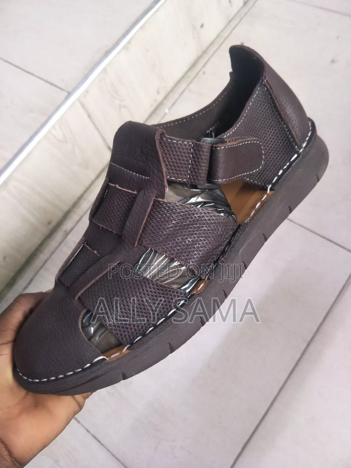 Open Shoes Clarks Coffee Material Leather