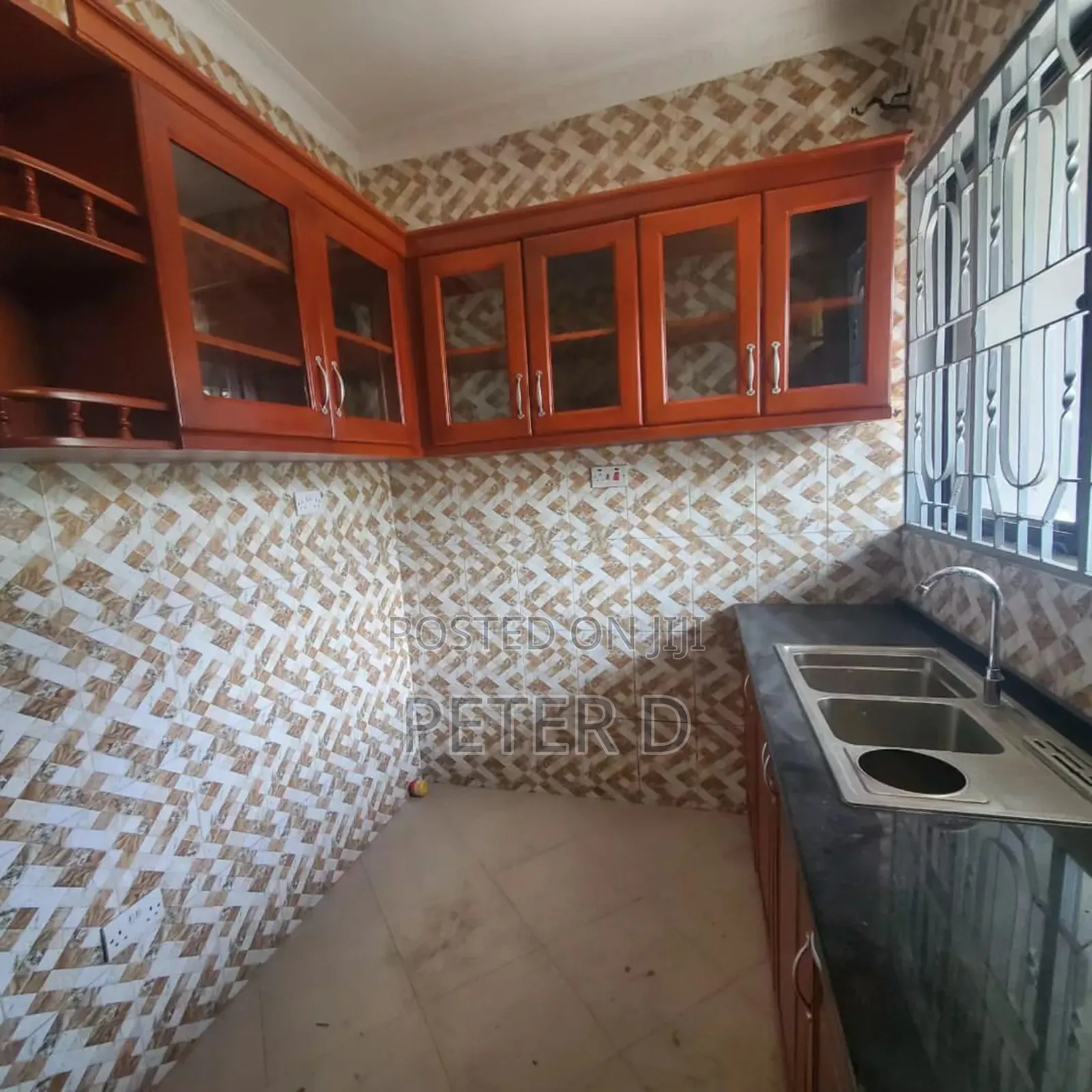 4bdrm House in Goba for sale