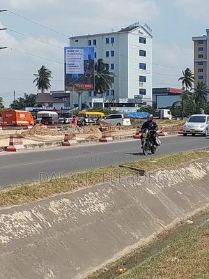 Office Space Flat Nzima Kubwa Sana