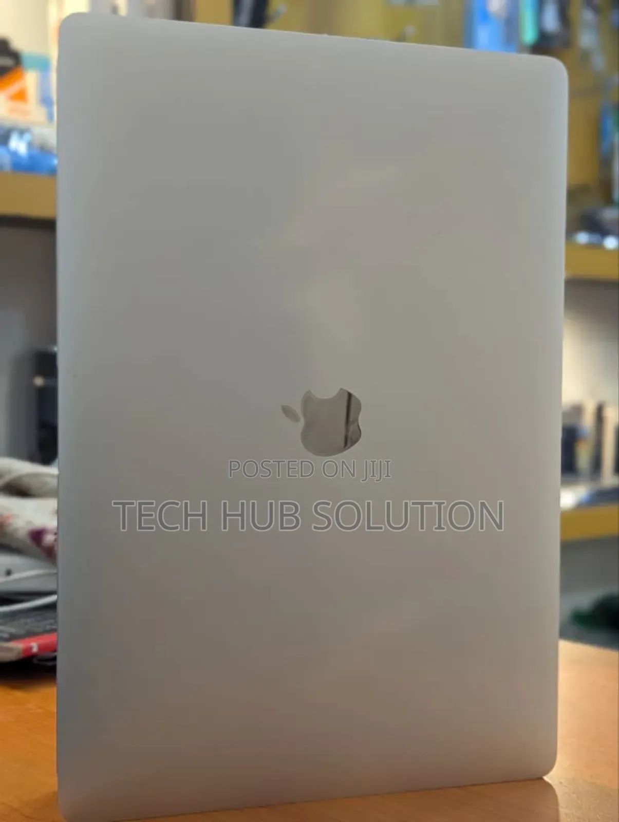 Laptop Apple MacBook 2019 16GB Intel Core I7 SSD 512GB