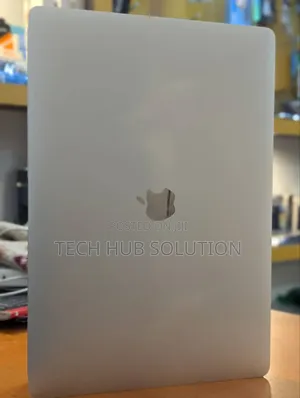 Laptop Apple MacBook 2019 16GB Intel Core I7 SSD 512GB