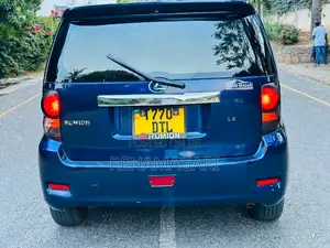 Toyota Corolla Rumion 2010 Blue