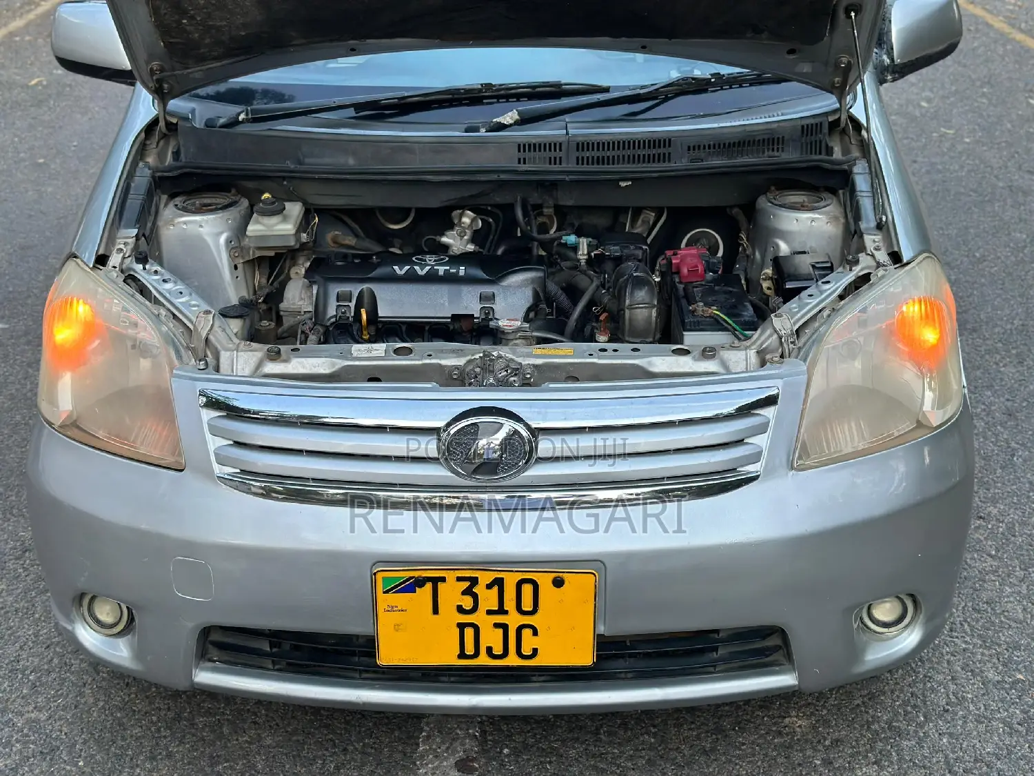 Toyota Raum 2005 Silver