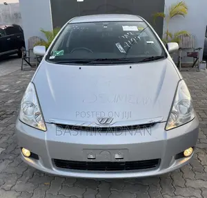 Toyota Wish 2003 Silver
