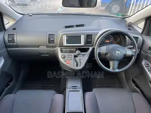 Toyota Wish 2003 Silver