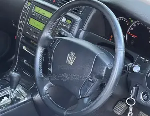 Toyota Crown 2004 Silver