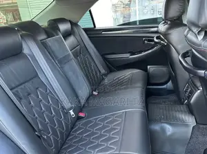 Toyota Crown 2004 Silver