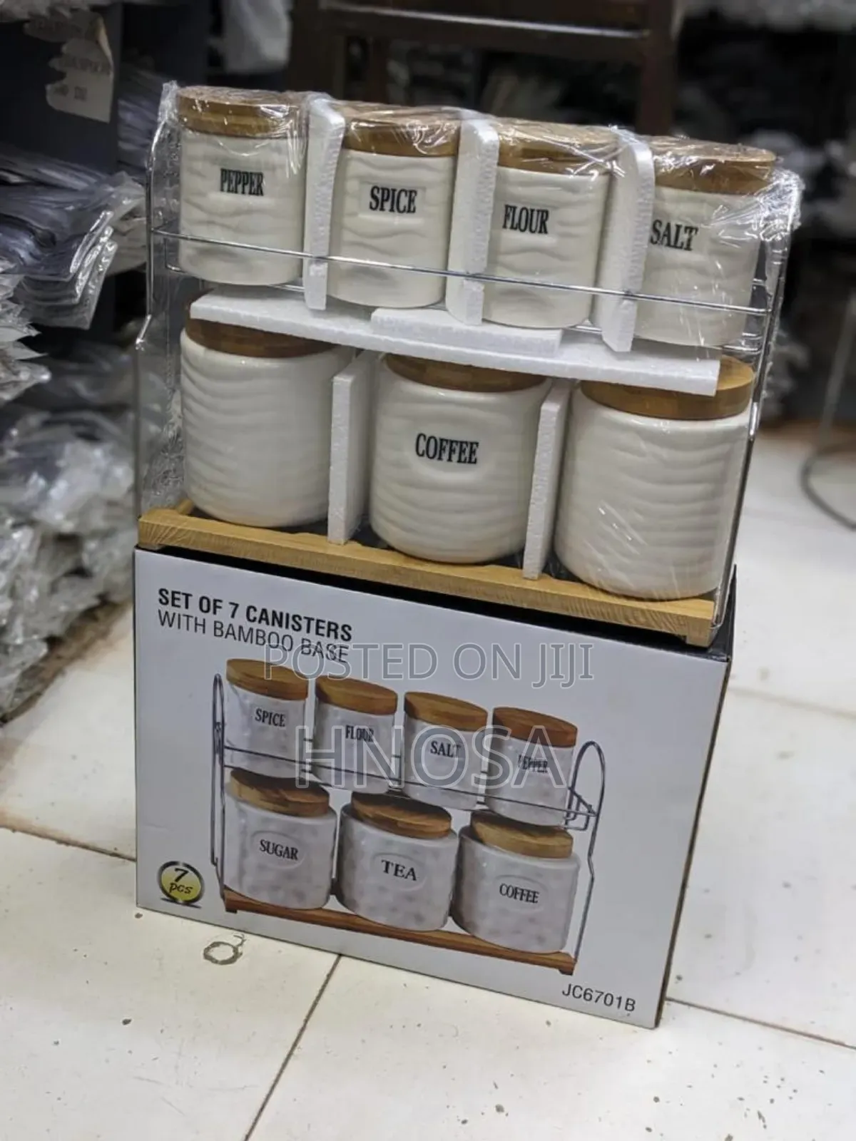 Spice Jar Na Nizaudongo