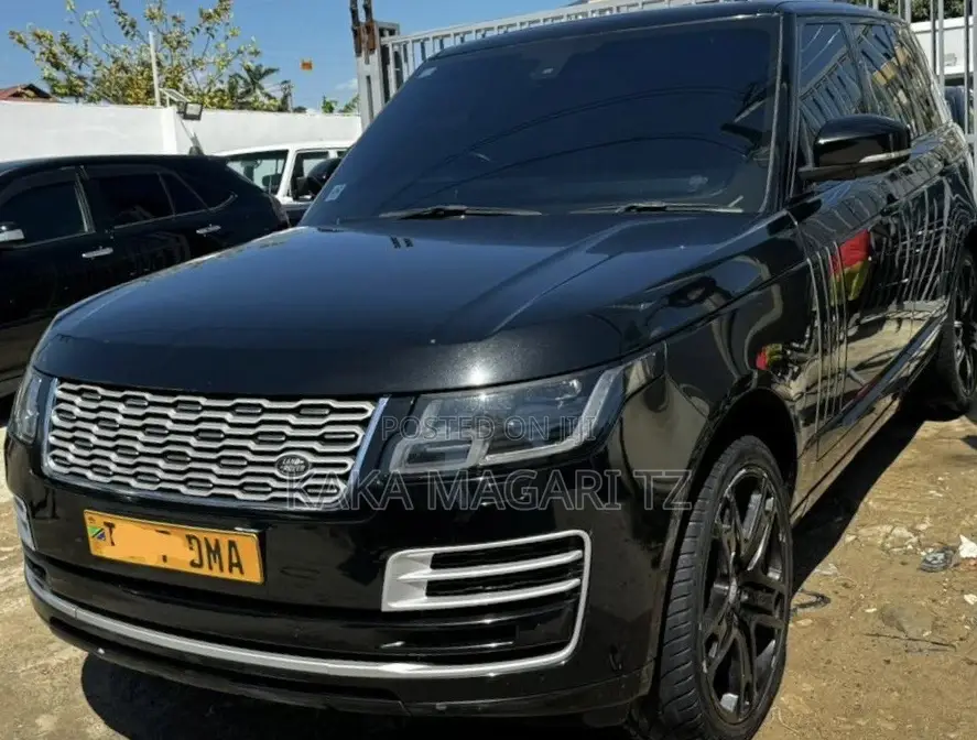 Land Rover Range Rover Vogue 2016 Black