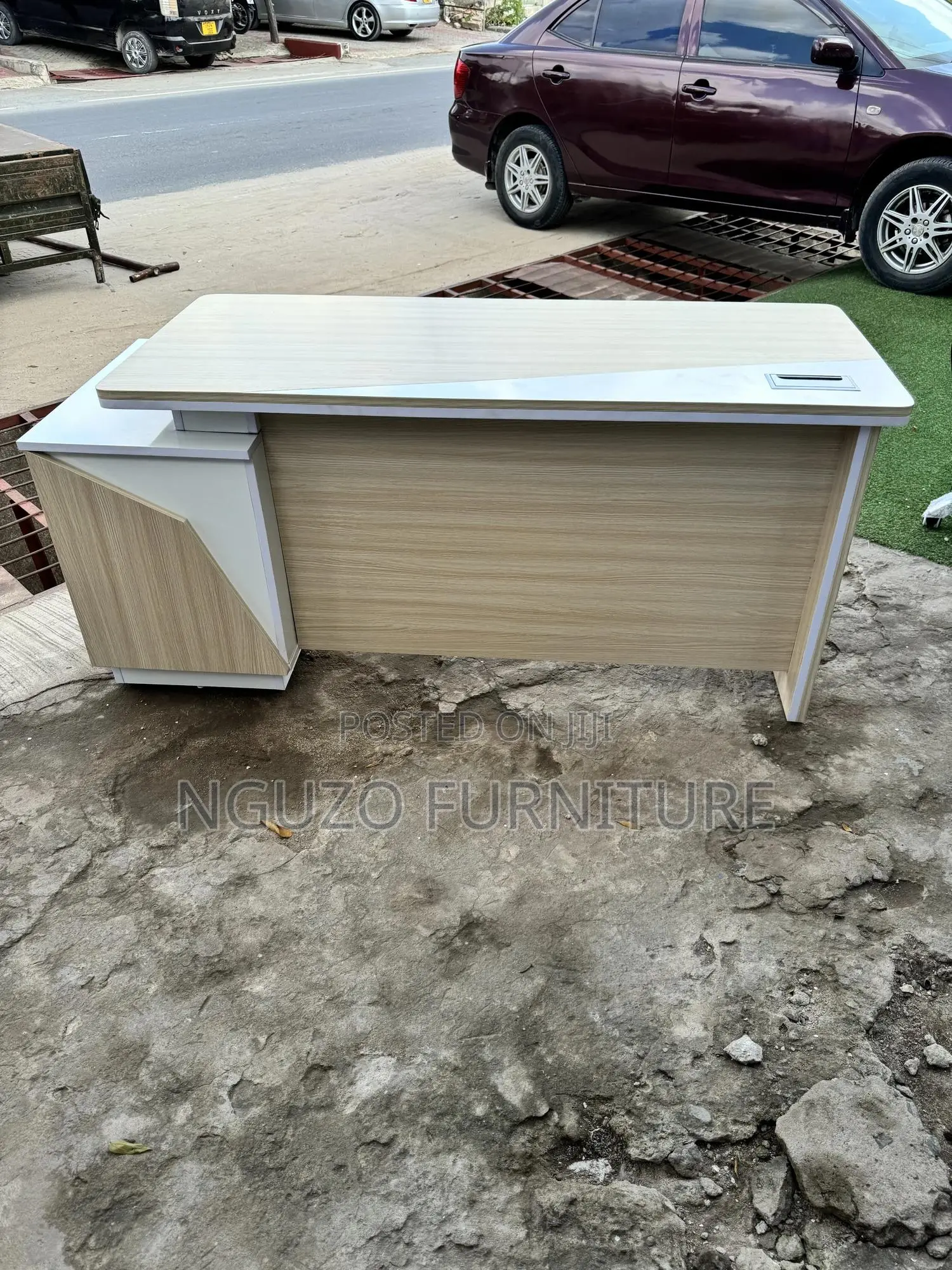 Office Desk