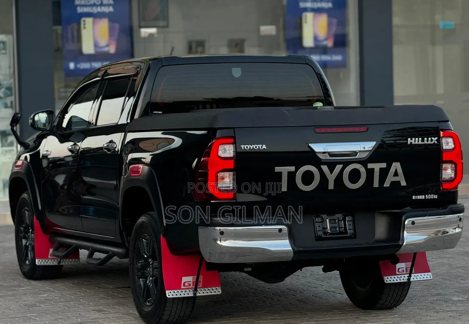 Toyota Hilux 2021 Black