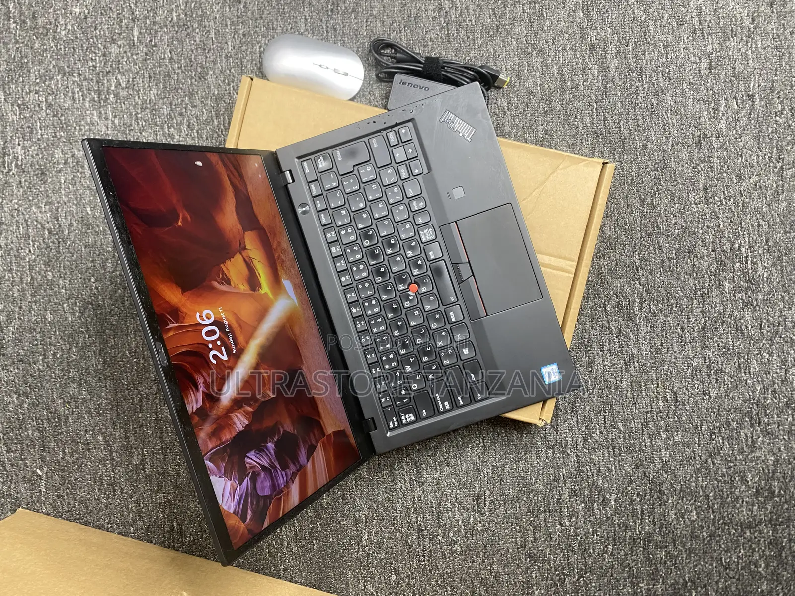 New Laptop Lenovo ThinkPad X1 Carbon 8GB Intel Core I5 SSD 256GB