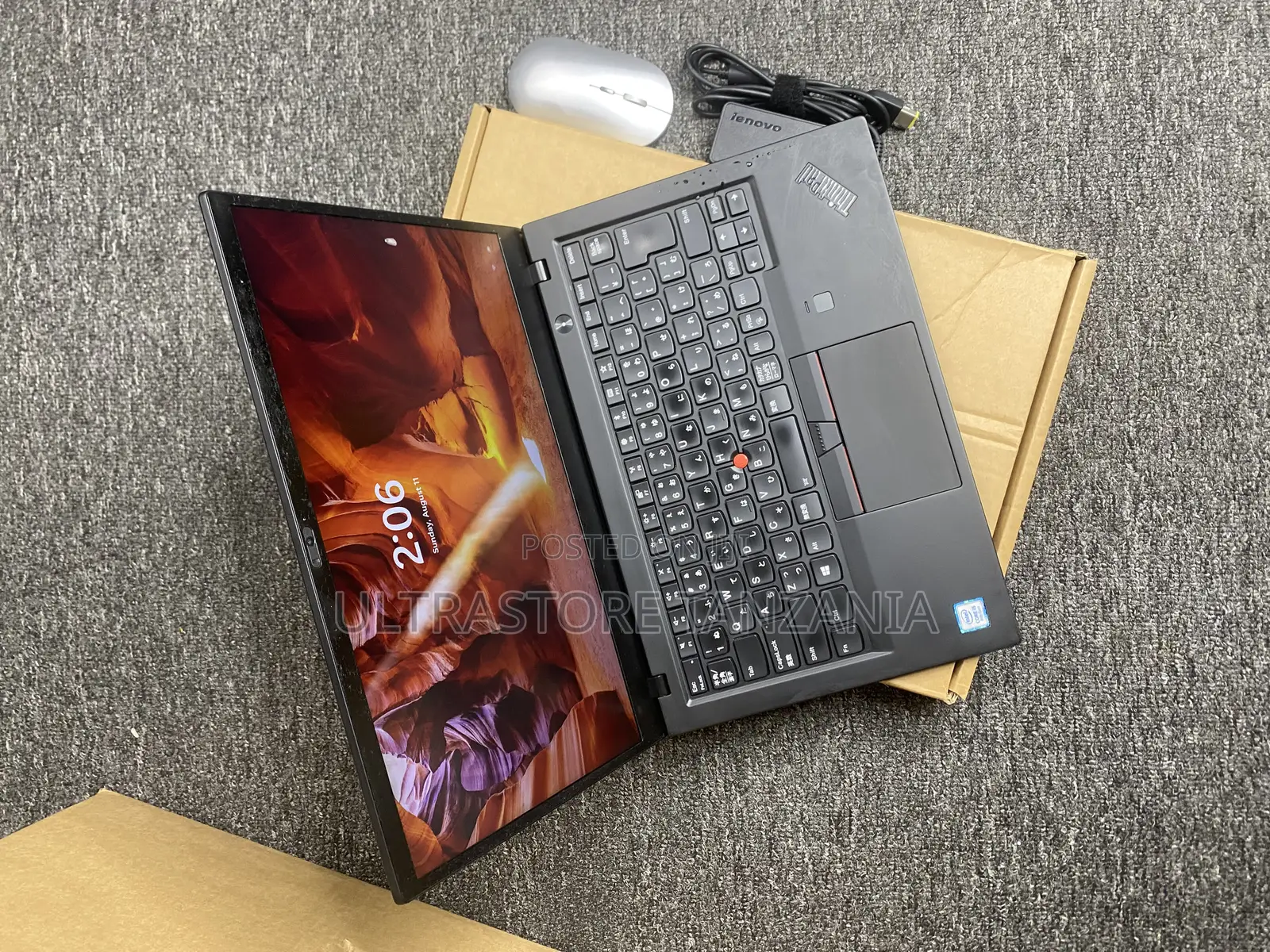 New Laptop Lenovo ThinkPad X1 Carbon 8GB Intel Core I5 SSD 256GB