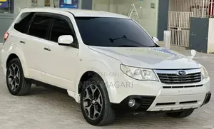 Subaru Forester 2010 White