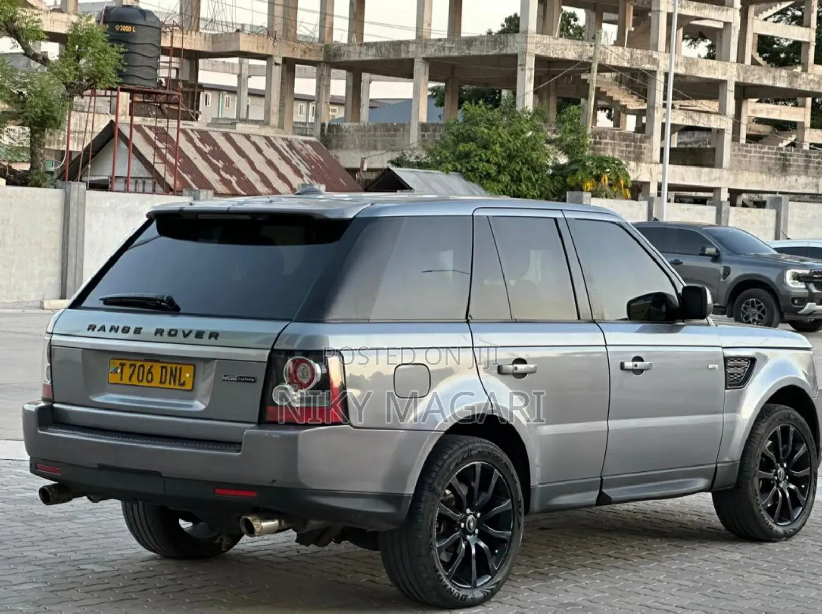 Land Rover Range Rover Sport 2011 Beige
