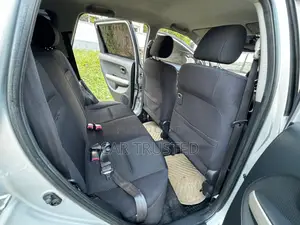 Toyota IST 2004 Silver