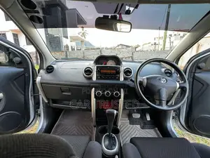 Toyota IST 2004 Silver